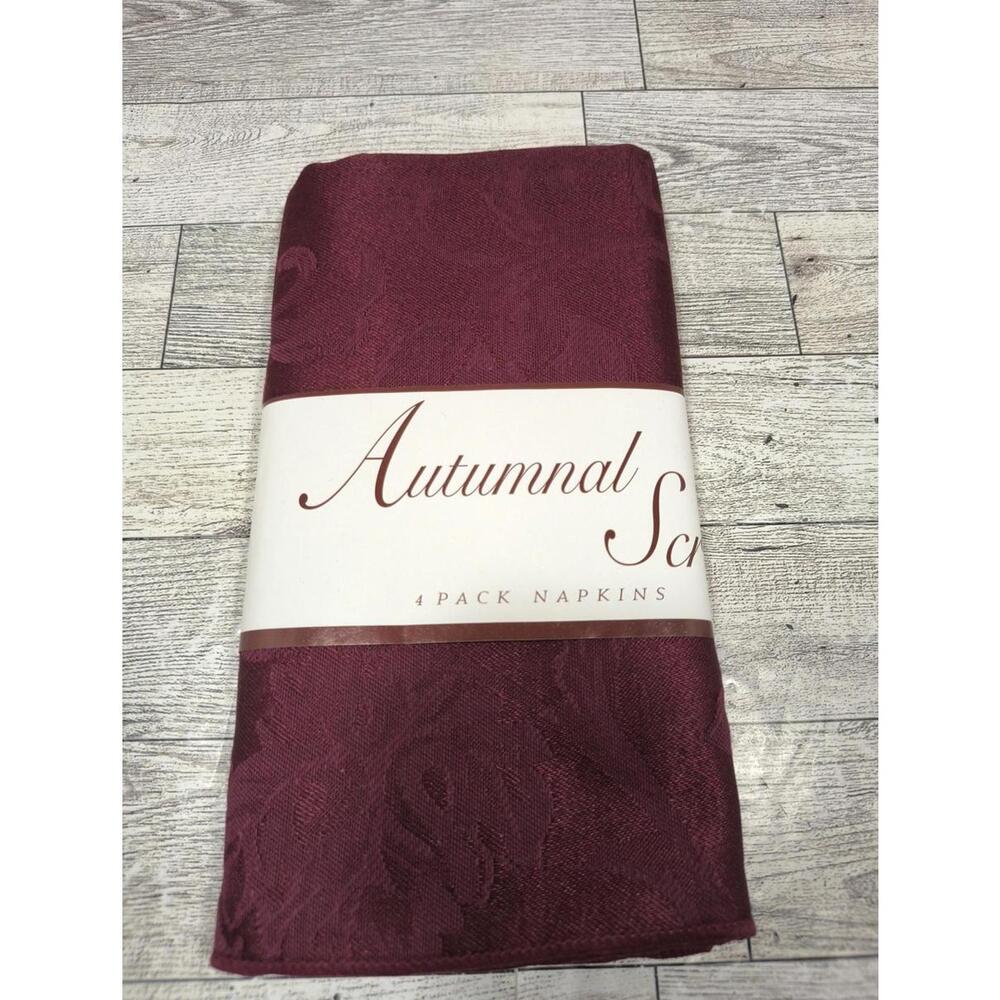 Autumnal Scroll Garnet Fabric Cloth Napkins Set 4 17x17 Dining Kitchen Table NWT